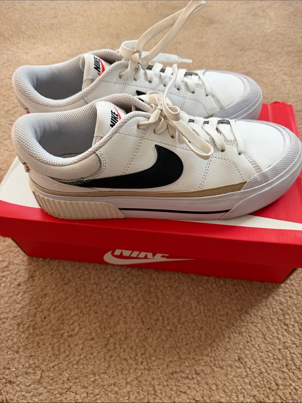 Nike Court Legacy Lift